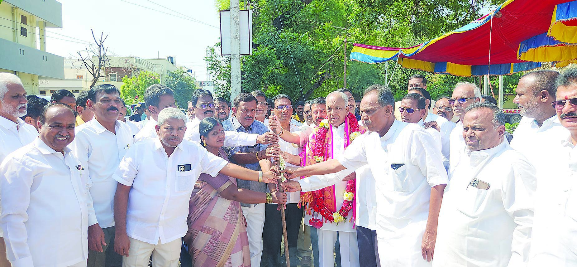 1 ಕೋಟಿ ವೆಚ್ಚದಲ್ಲಿ ಕೆಇಬಿ ಕ್ವಾಟರ್ಸ್ಗೆ ಕಾಂಪೌಂಡ್ ನಿರ್ಮಾಣ